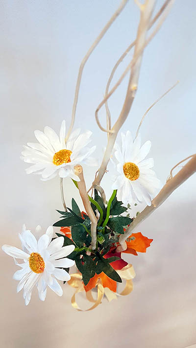 Květinová dekorace na stůl - Květiny Buš
